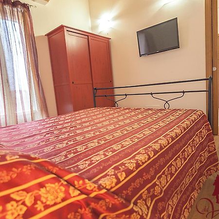 Il Ristoro Del Viandante Hotel Offagna Kamer foto