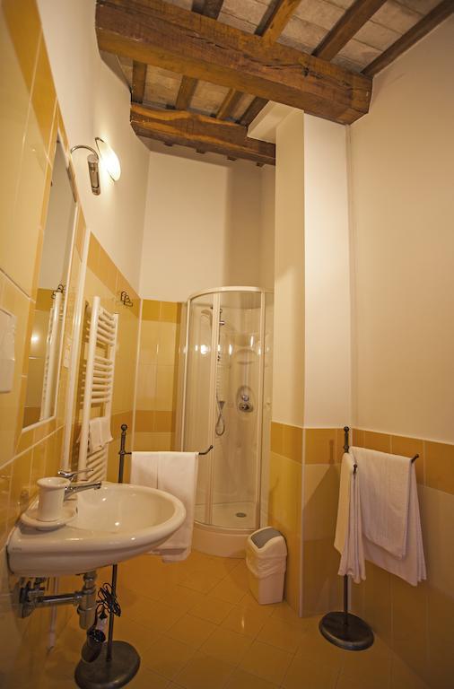 Il Ristoro Del Viandante Hotel Offagna Kamer foto