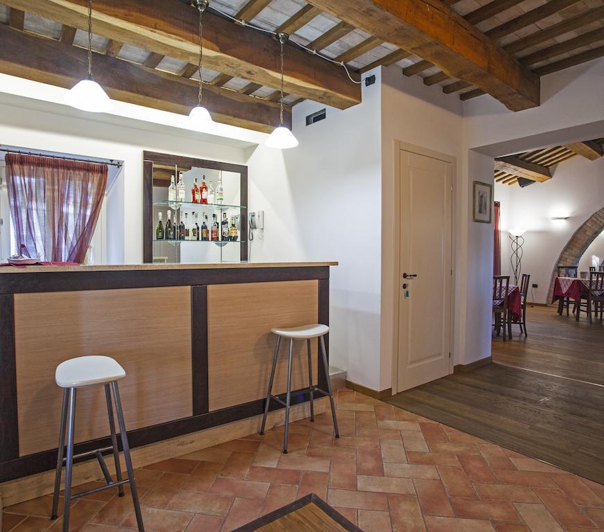 Il Ristoro Del Viandante Hotel Offagna Buitenkant foto