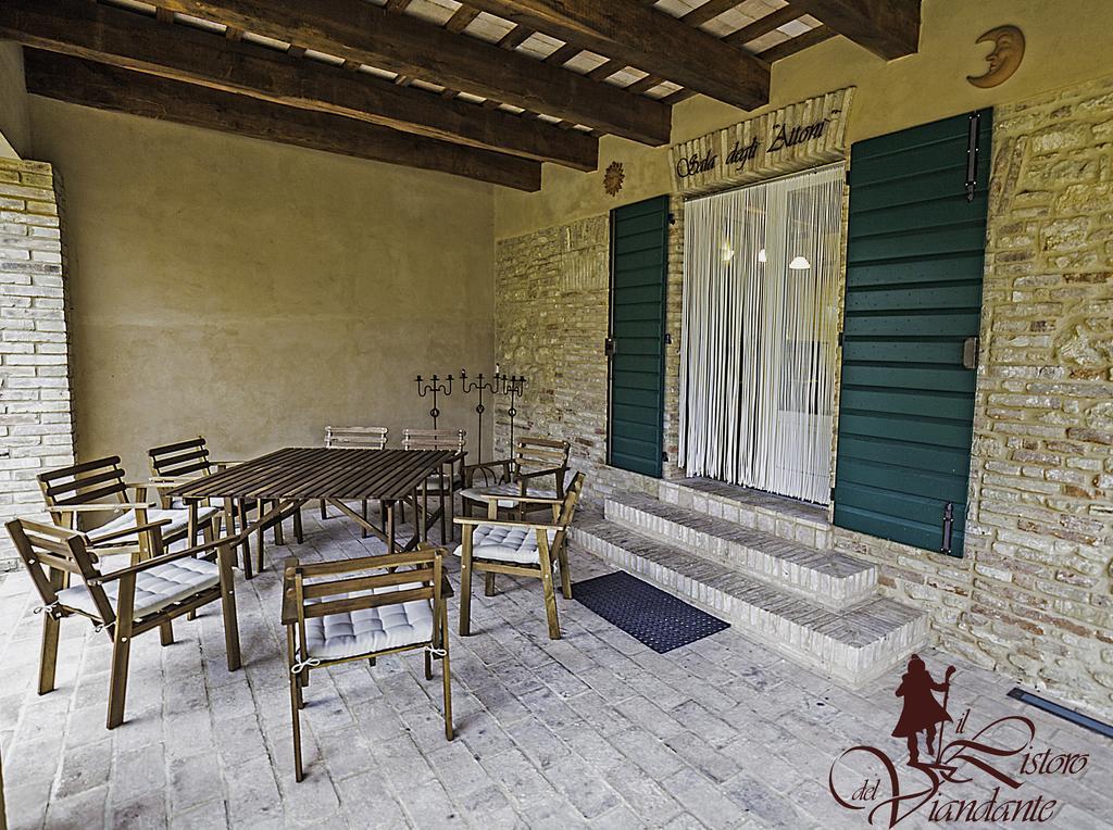 Il Ristoro Del Viandante Hotel Offagna Buitenkant foto