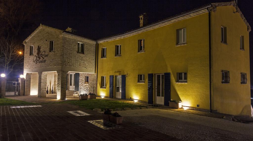 Il Ristoro Del Viandante Hotel Offagna Buitenkant foto